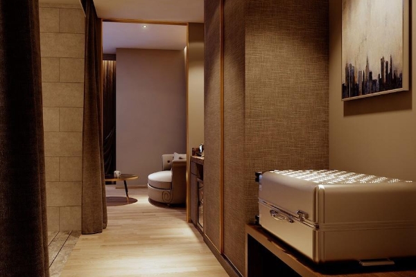 The Granite Luxury Hotel Penang (Formerly known as M Summit 191 Executive Hotel Suites) (Mukim 13)